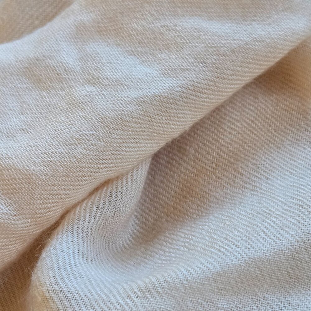 Cashmere Scarf Pale Peach Woven Lightweight Tissue weight - Picture 10 of 11